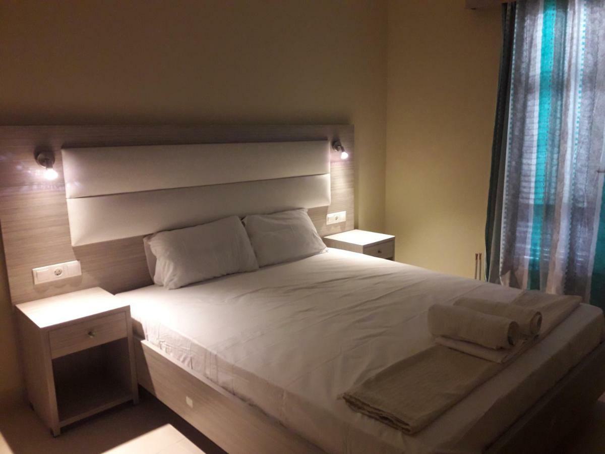 Foteinos Apartments Периволион Экстерьер фото